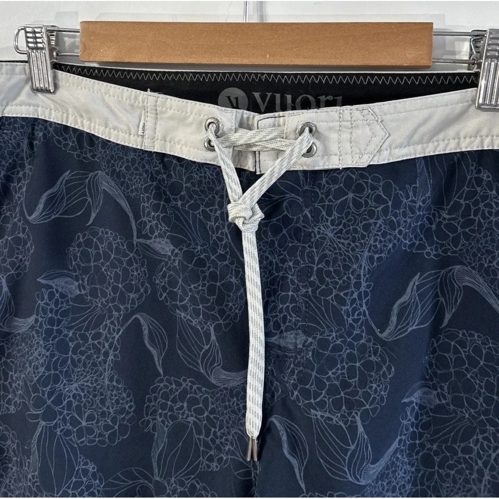 Mens Vuori Cruise Board Swim Shorts Sz 36 V314 Clean